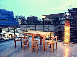 Br. Guesthouse Hongdae