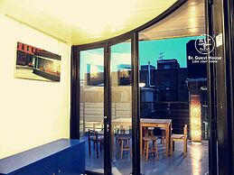 Br. Guesthouse Hongdae