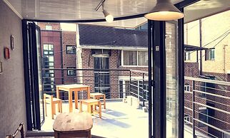 Br. Guesthouse Hongdae