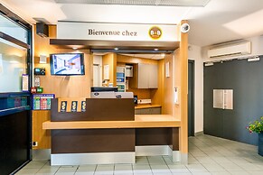 B&B HOTEL Cholet Sud