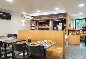 B&B HOTEL Cholet Sud