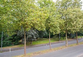 B&B HOTEL Cholet Sud