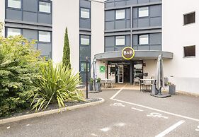 B&B HOTEL Cholet Sud