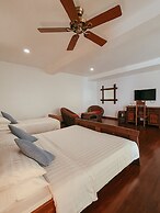 Corto del Mar Hotel