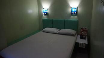 Halina Hotel Avenida