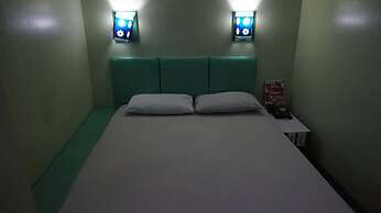 Halina Hotel Avenida