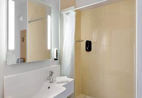 B&B HOTEL Dunkerque Centre Gare