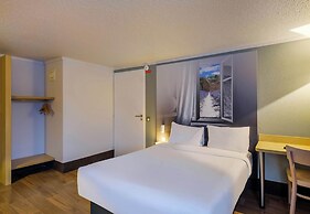 B&B HOTEL Fréjus Puget-sur-Argens