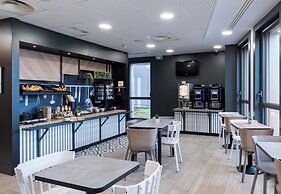 B&B HOTEL Lille Grand Stade