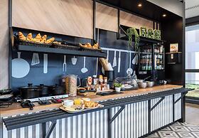 B&B HOTEL Lille Grand Stade