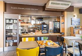 B&B HOTEL LYON St Bonnet Mi-Plaine