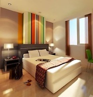 Pose in Solo by Wstay