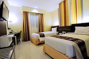 Pose in Solo by Wstay