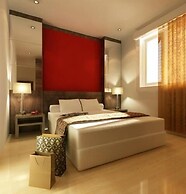 Pose in Solo by Wstay