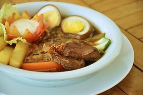 Pose in Solo by Wstay