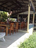 Starlight Haad Rin Resort