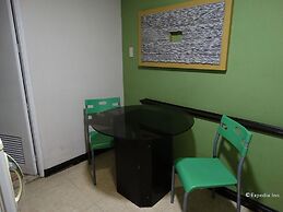 Ralph Anthony Suites