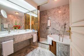 Hôtel Colbert Spa & Casino