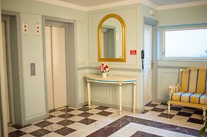 Hôtel Colbert Spa & Casino