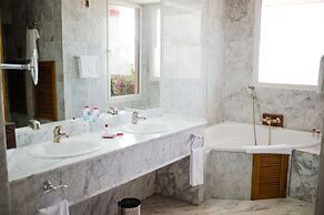 Hôtel Colbert Spa & Casino