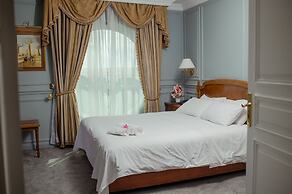 Hôtel Colbert Spa & Casino