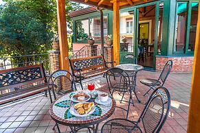 Alhambra B&B Guest House di Charme