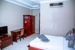 Greenlight Hotel