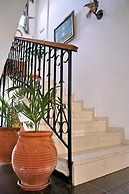 Theofilos Classic Hotel