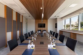 Golden Tulip Sao Jose Dos Campos