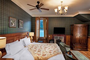 The Whispering Pine Lodge