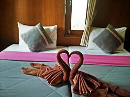 Khao Sok Cabana Resort