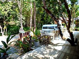 Khao Sok Cabana Resort