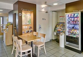 B&B HOTEL Clermont-Ferrand Le Brézet Aéroport