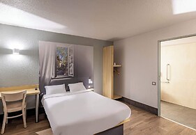 B&B HOTEL Bordeaux Lormont