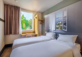 B&B HOTEL Antibes Sophia Antipolis