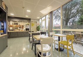 B&B HOTEL Douai Parc des Expos Cuincy
