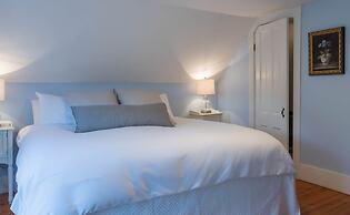 Woodbridge Inn