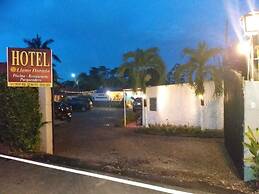 Hotel Campestre Llano Dorado