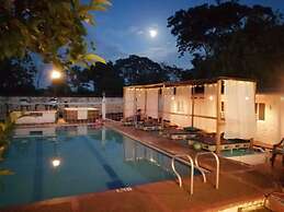 Hotel Campestre Llano Dorado