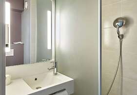 B&B HOTEL Orly Chevilly Marché International