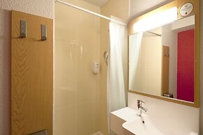 B&B HOTEL Grenoble Centre Alpexpo