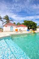 Village Bungalows Chez Honore