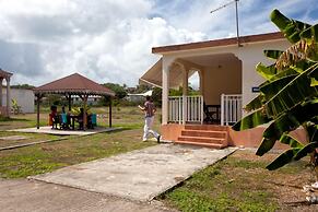 Village Bungalows Chez Honore