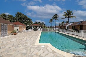 Village Bungalows Chez Honore