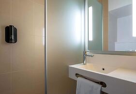 B&B HOTEL Niort Marais Poitevin Est