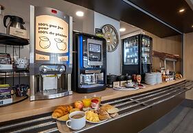 B&B HOTEL Niort Marais Poitevin Est