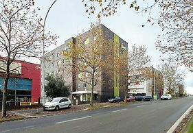 B&B HOTEL Paris Le Bourget