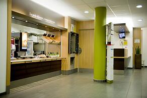 B&B HOTEL Paris Le Bourget