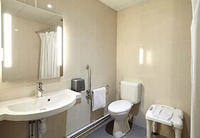 B&B HOTEL Paris Le Bourget