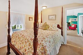 The Lightkeepers Inn